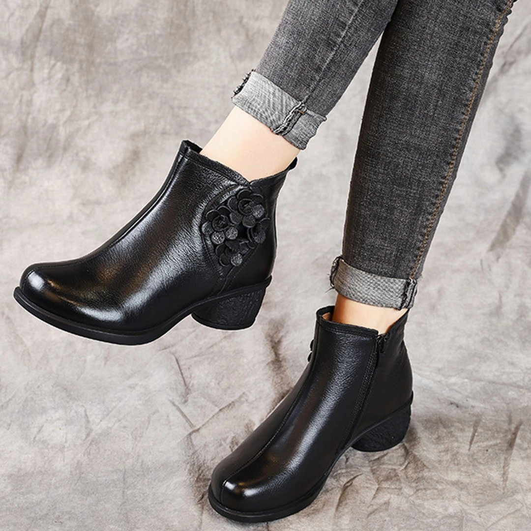 Flowers Appliqued Chunky Heels Leather Boots Charming