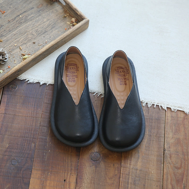 Non Slip Outsole Retro Women Spring Slip-on Soft Leather Casual Shoes