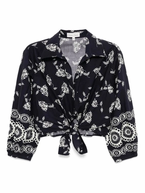 Rumson Top in Floret Evening Blue Focus Fit Everyday Look