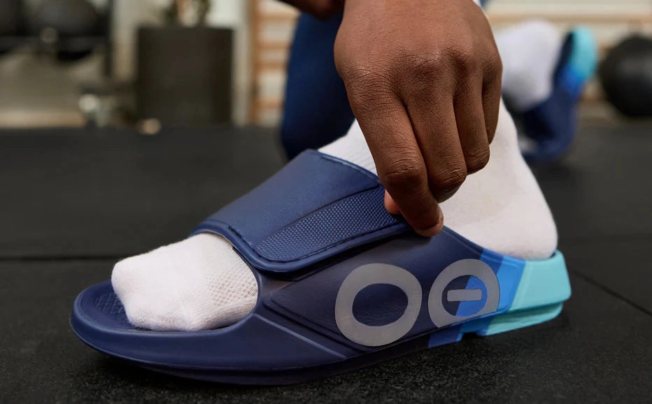 OOFOS OOAHH SPORT FLEX SLIDE SKY RALLY Chunky