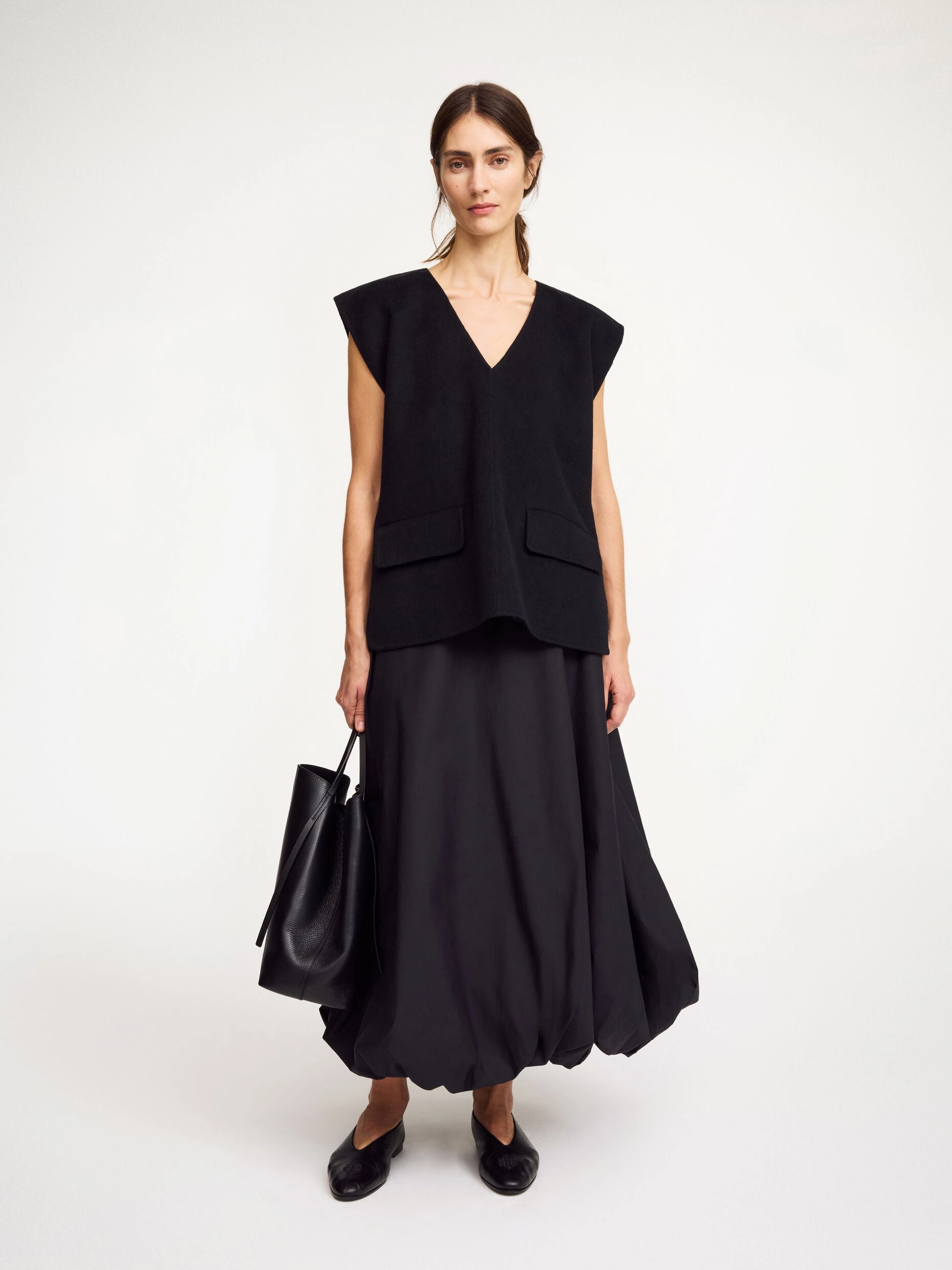 Cilia Vest in Black SustainableCertified Regal Glow