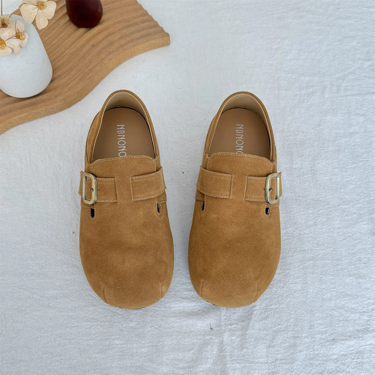 Genuine Leather Sueded Round Wide Toe Slip-On Shoes Cushioned Arch Support Dynamic silhouette