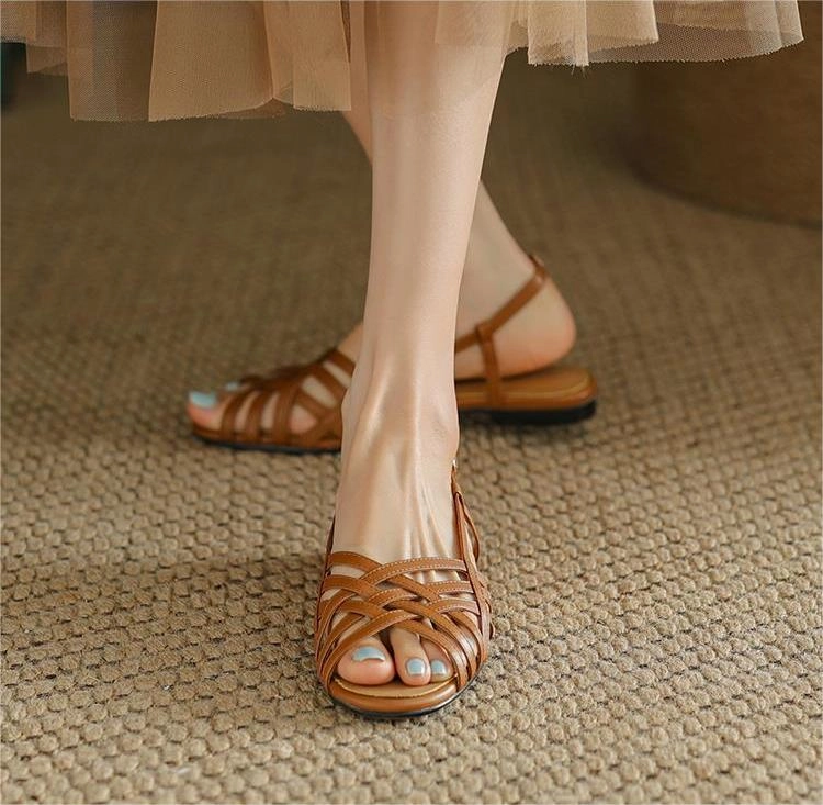 dimension Simple Woven Soft Soled Hollow Peep-Toe Sandals
