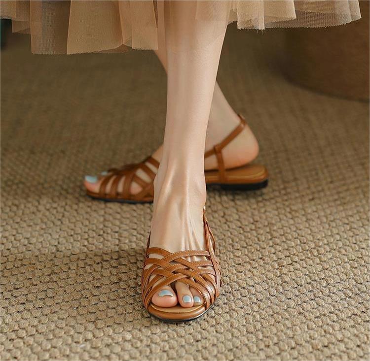 Simple Woven Soft Soled Hollow Peep-Toe Sandals Appealing