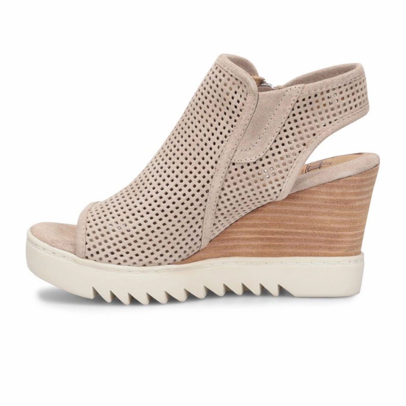 UV-Resistant Trendy Piece Sofft Ulani Wedge Sandal (Women) - Baywater