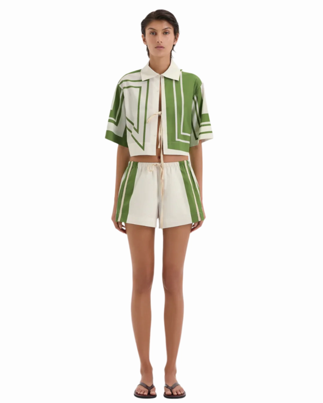 Carlo Drawstring short in Milano Verde Fearless Mode Love Energy