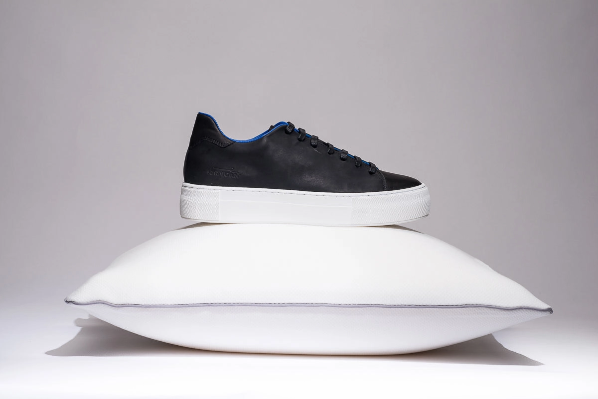 Flexible Arch Bridge Sneakers, Black & White, Blue Limited Edition