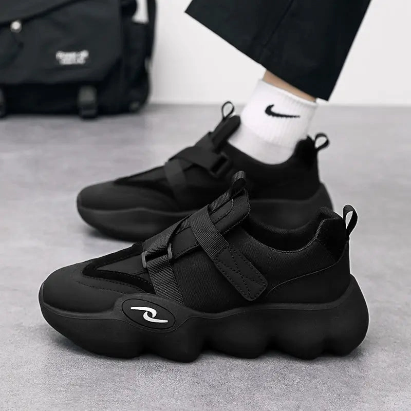 Summer Cool Man Shoes 2024 New Fashion Black Platform Sneakers Chunky Shoes Casual Y2k Trainers for Men cushioned collar