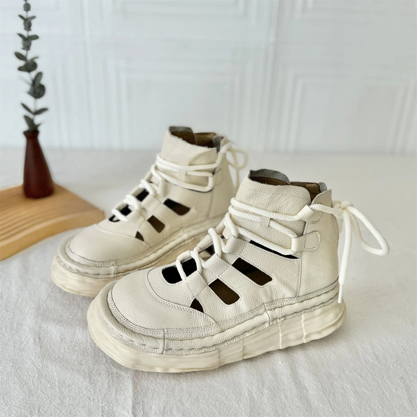 Summer Genuine Leather Cut Out Platform Lace Up Ankle Boots Reflective Safety Accents Non Tangling Lacing