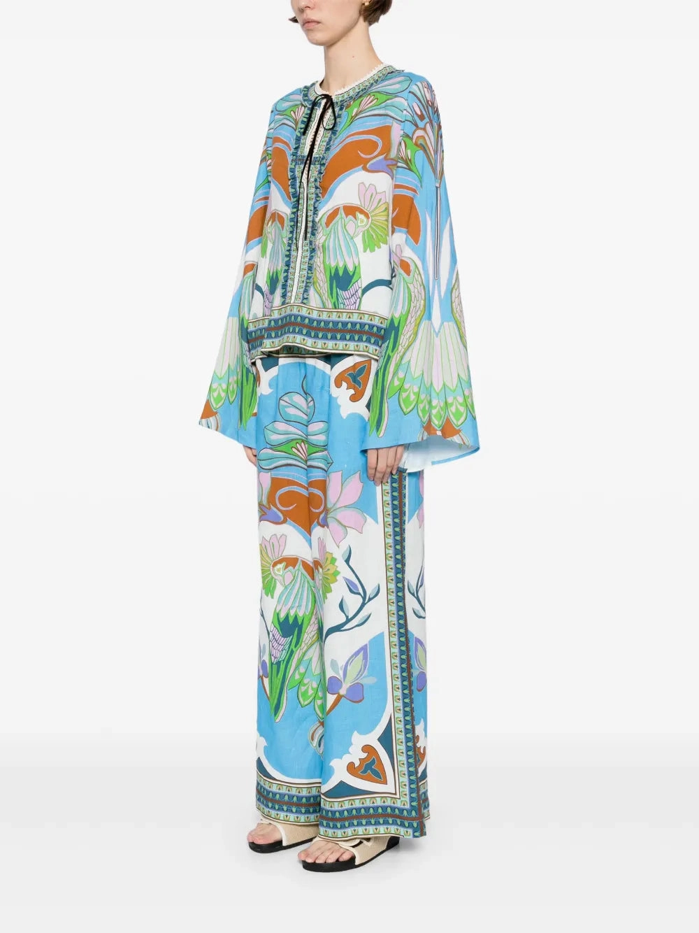 Tess Top in Blue Multi Fur Fit