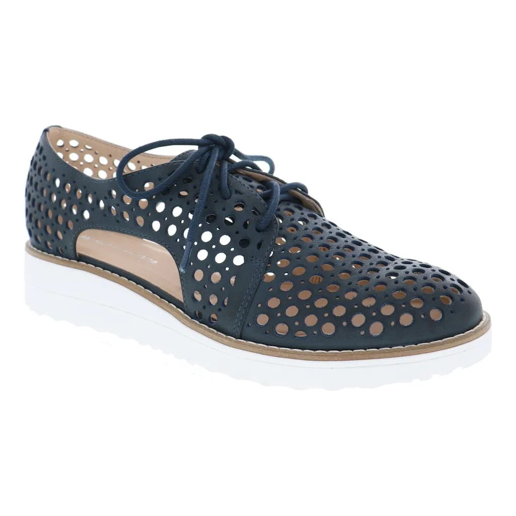 Orthopedic Friendly Design DJANGO & JULIETTE ONSTAGE