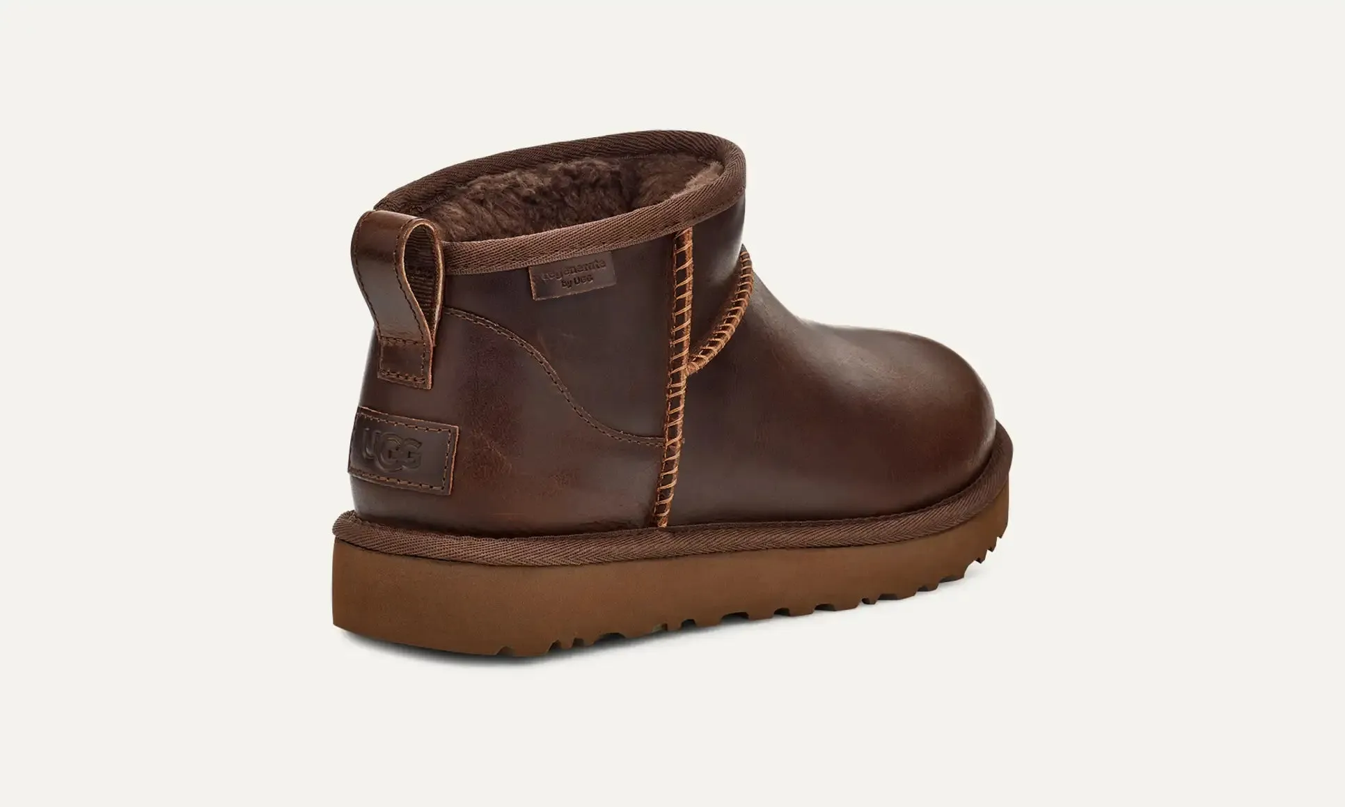 Shock Diffusion Structure waterproof user UGG WOMENS CLASSIC MINI LEATHER - IRONWOOD
