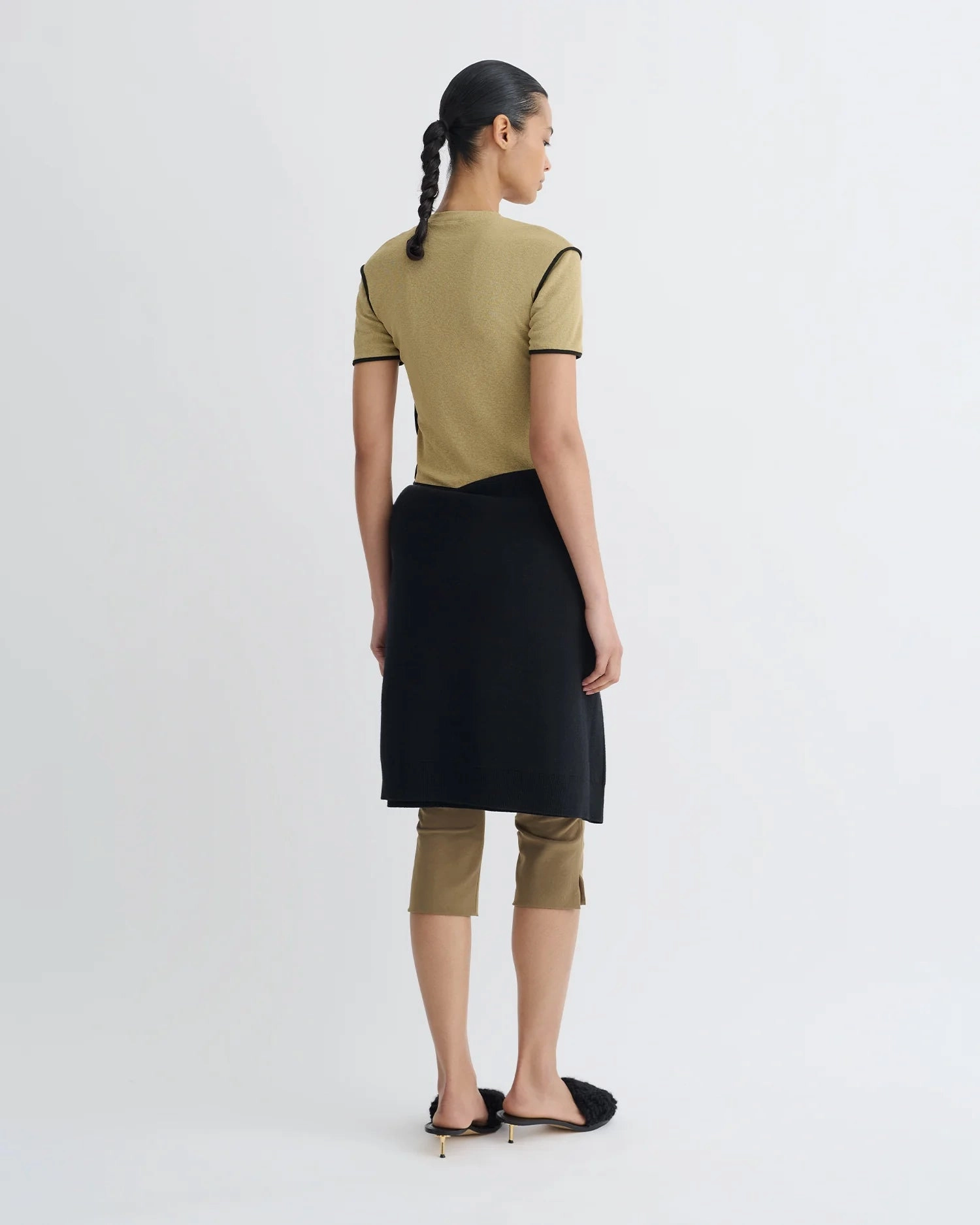 Cozy Robe PressureRelief Seams Sabelle Top in Sand