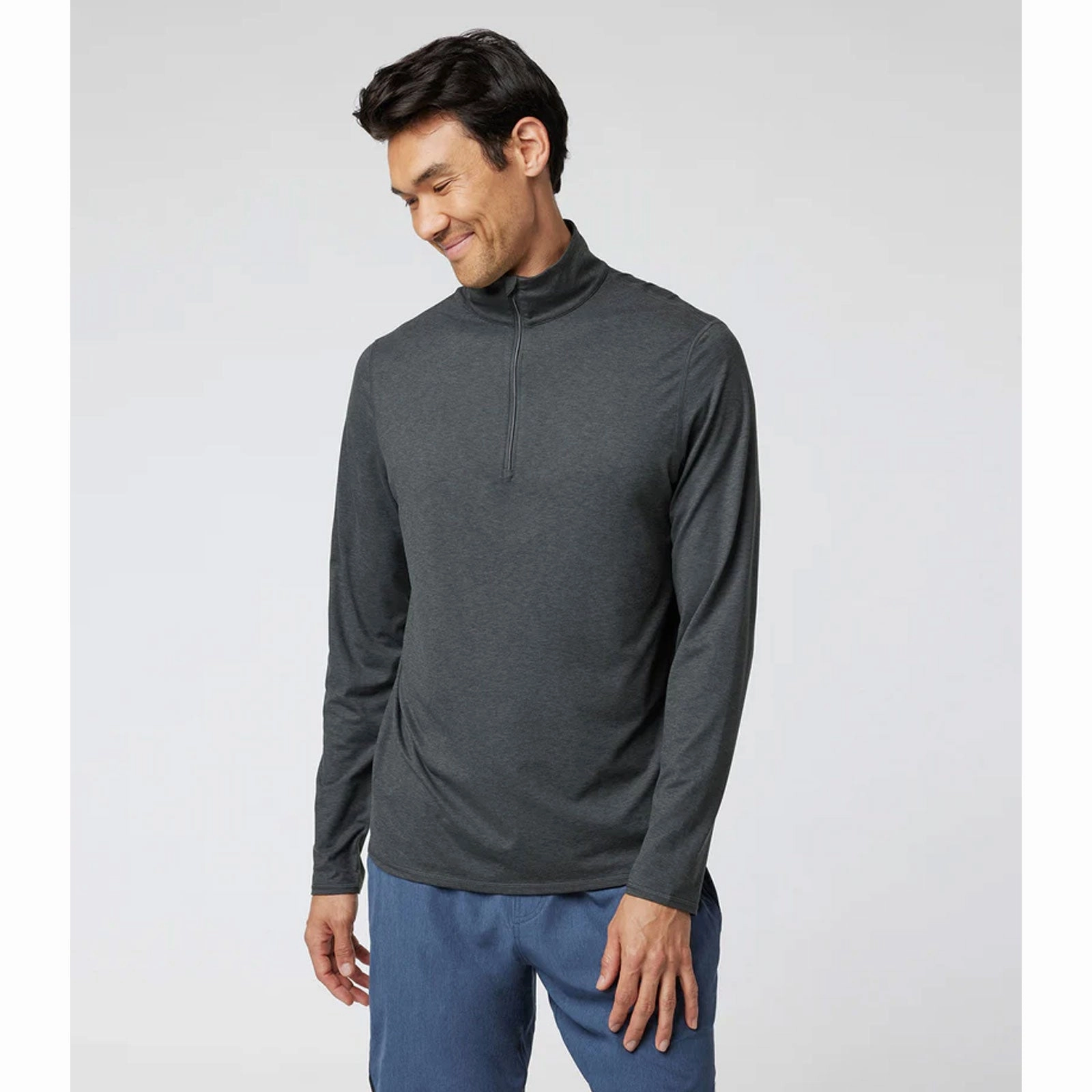 Vuori Ease Performance 1/2 Zip 2.0 Pullover (Men) - Charcoal Heather Saga Fit MinimalistDesign