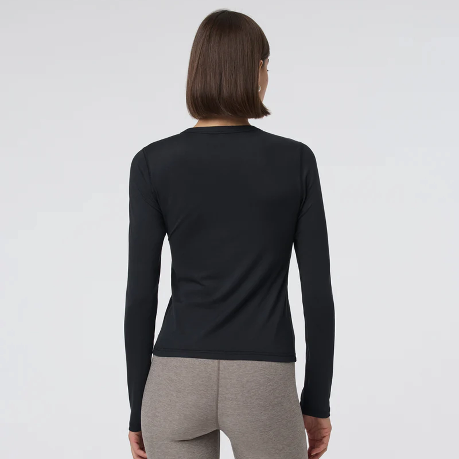 Flexible Fit Vuori Lux Long Sleeve Crew Tee (Women) - Black