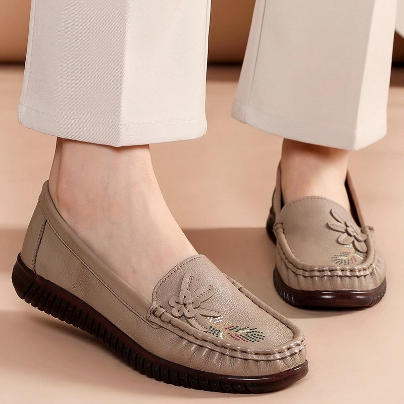 hiking - style Babakud Women Spring Vintage Floral Leather Flat Loafers