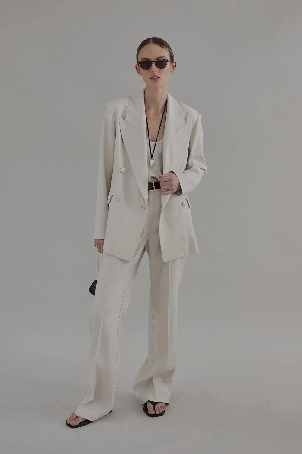 Costanza Blazer in Oyster Adjustable drawstring hypoallergenic material