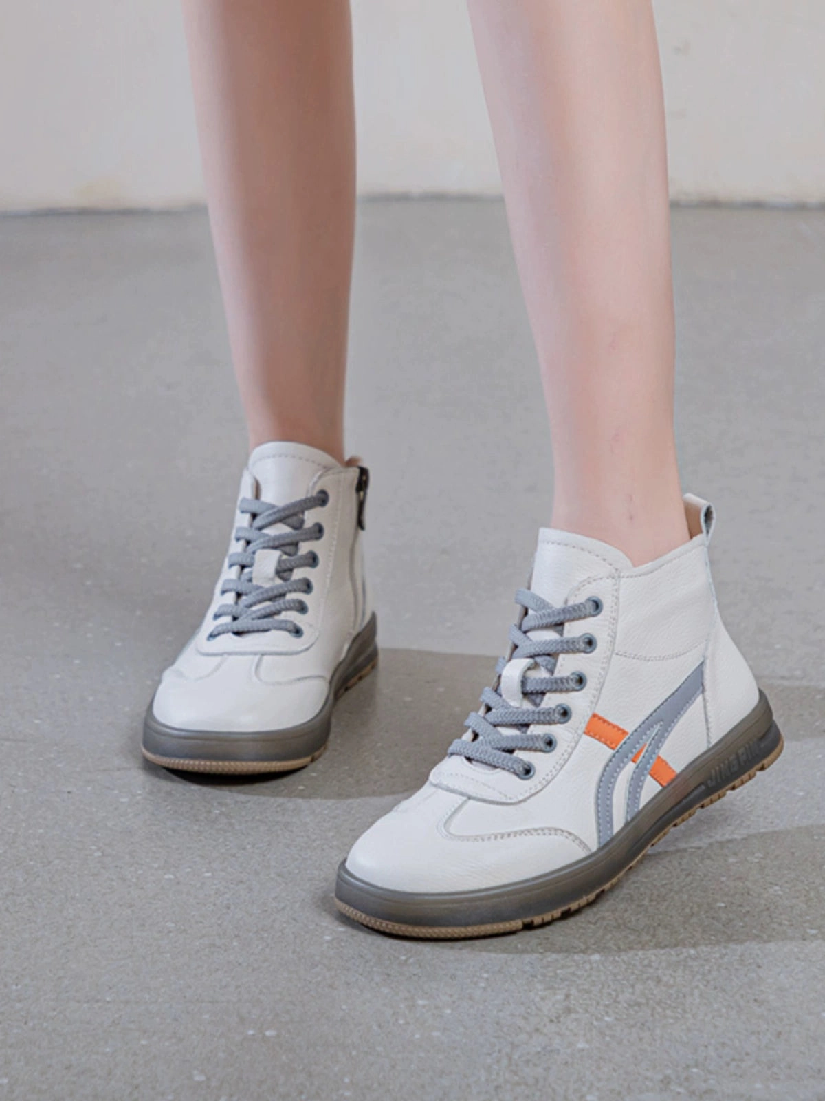 Odor Control Fabric Women Casual Leather Patchwork Sports Lace-Up Boots