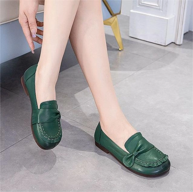 Women Retro Ruffled Soft Soled Slip On Shoes Compression Molded EVA