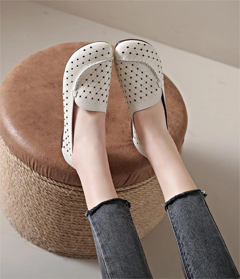 Women Retro Soft Sole Breathable Hollow Slip-Ons Durable Material