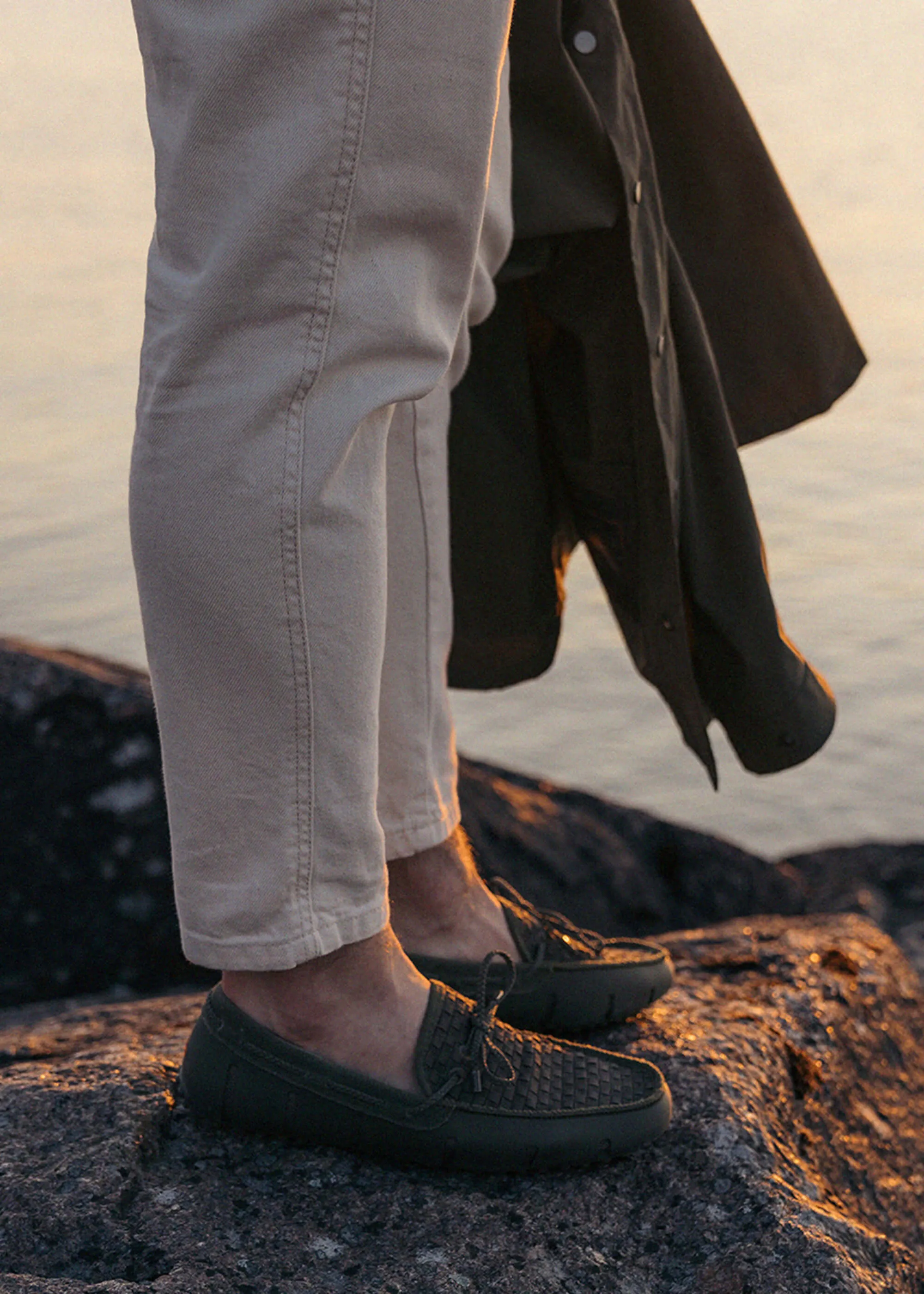 Woven Driver Magnetic Closure System